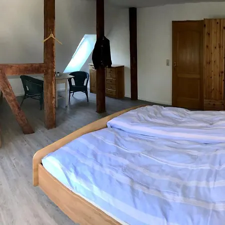 Gutshaus Alt-jargenow * Alt Jargenow