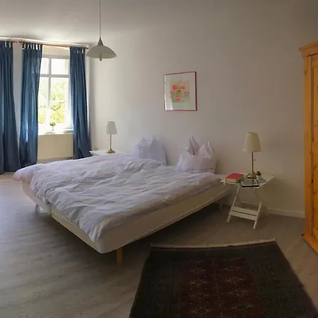 Gutshaus Alt-jargenow Lägenhet